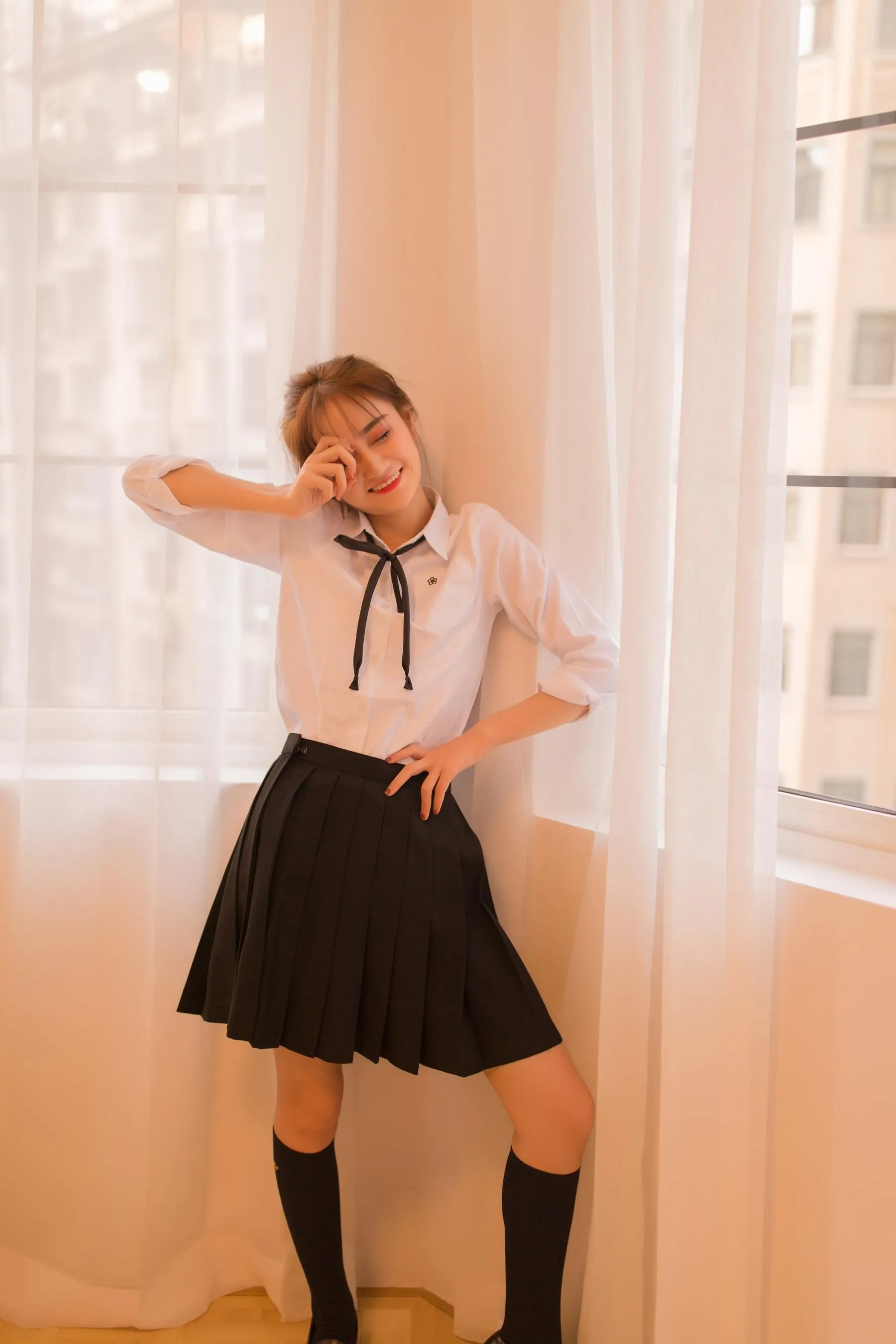 [YITUYU艺图语]2022.02.18 JK少女 小艺 [32P]插图